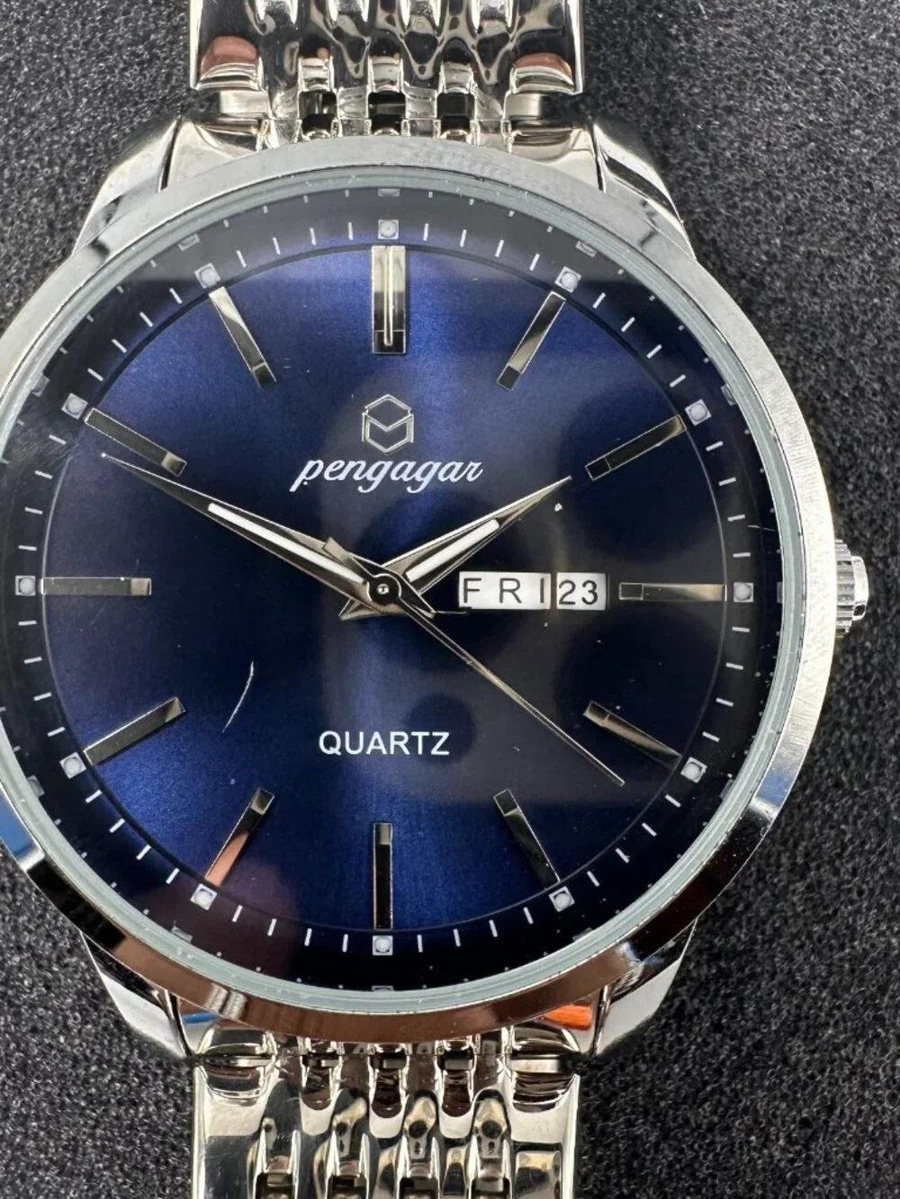 Pengagar Watch Men Silver Tone Blue Date Window 40MM Round New Battery